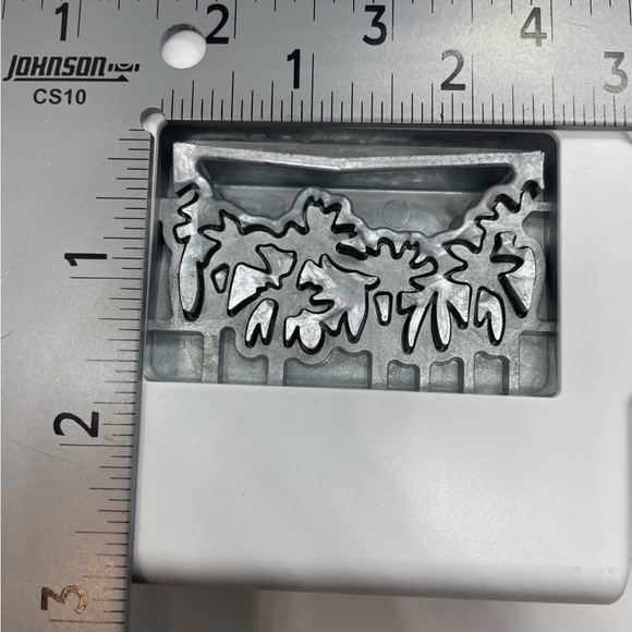 Creative Memories WildFlowers Decorative Border Punch Brand New - Picture 3 of 11